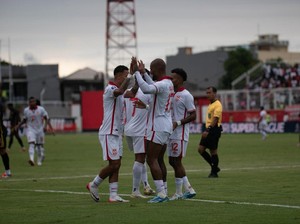 Pemain PSBS Biak-Malut United Masuk Jajaran Best XI Super League 2025/2026