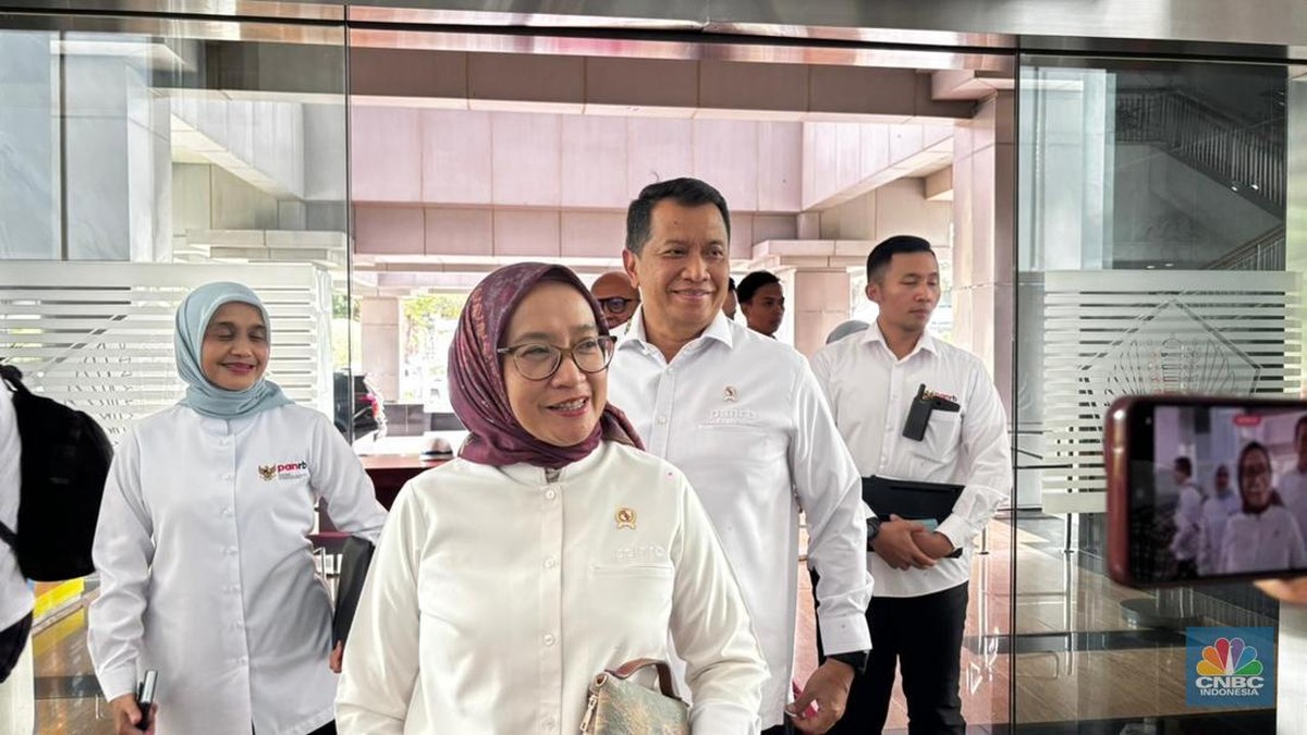Menteri PANRB Ungkap Efisiensi Perjalanan Dinas ASN Tembus Rp 1,95 T