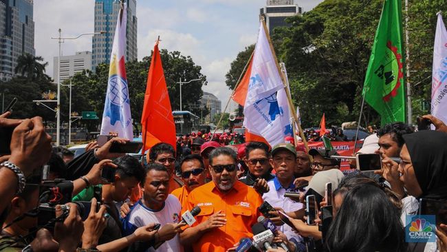 Said Iqbal Turun Gunung Pimpin Demo Buruh di Dekat Monas, Teriakan Ini