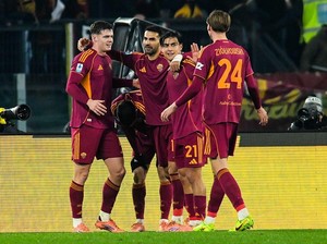 Roma Vs Genoa: Il Lupi Menang 3-1