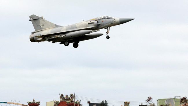 Wilayahnya Dikepung Militer China, Presiden Ini Buka Suara Perlawanan