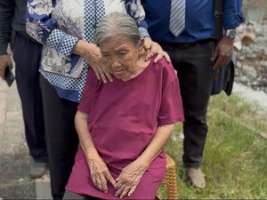 3 Jaksa Kejati Jatim Turun Tangan di Kasus Nenek Elina Diusir Ormas
