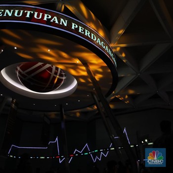 Detik-Detik IHSG Akhir Tahun 2025 Ditutup Menguat Tipis