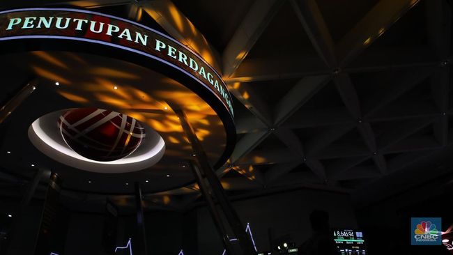 Detik-Detik IHSG Akhir Tahun 2025 Ditutup Menguat Tipis