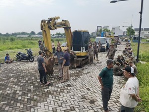 Pembukaan Jalan Mutiara Regency-Mutiara City Sidoarjo Diwarnai Penolakan