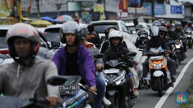 Malam Tahun Baru Masih Besok, Tapi Kawasan Puncak Bogor Sudah Macet