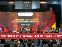 Video: Perdagangan Bursa Saham 2025 Ditutup, IHSG Bertengger di 8.646