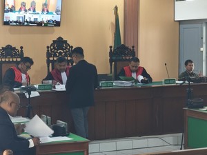 Alat Bukti Penggugat Ijazah Jokowi Cuma Fotokopi, Hakim Minta Perbaiki