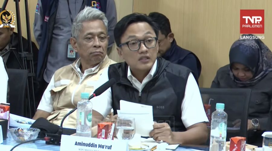 Wakil Kepala BP BUMN Aminuddin Ma'ruf Rakor Satgas Pemulihan Pasca Bencana dengan K/L daerah Terdampak. (Tangkapan Layar Youtube DPR RI)