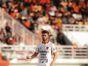 Brandon Wilson Absen 4 Pekan Buntut Cedera Saat Hadapi Dewa United