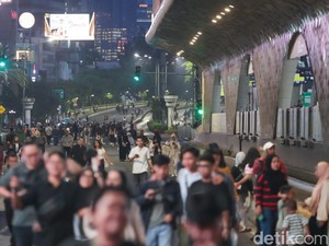 Video: Suasana Bundaran HI di Malam Tahun Baru