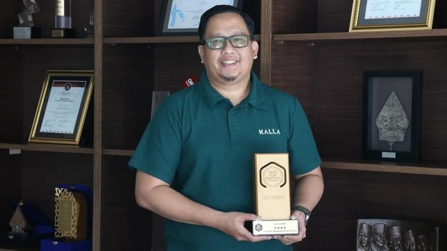 Dorong Transformasi Digital, KALLA Raih Dua Penghargaan Ini