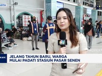 Video: Libur Tahun Baru, Stasiun Pasar Senen Ramai Penumpang