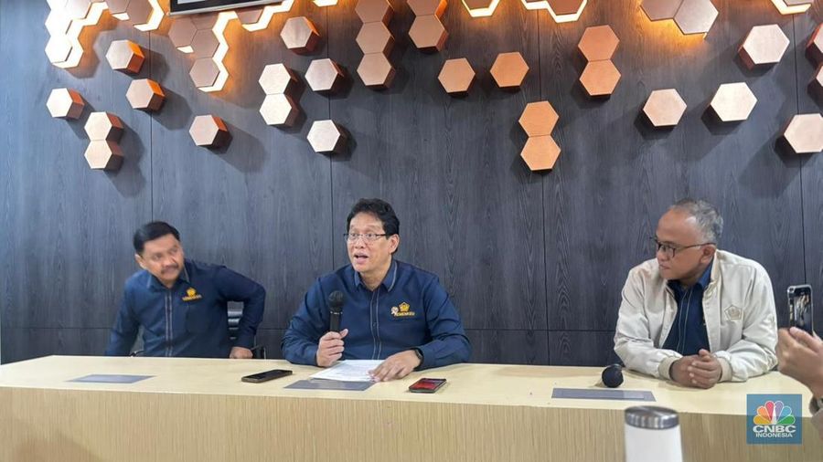 Menteri Keuangan Purbaya Yudhi Sadewa dalam press briefing akhir tahun, Rabu (31/12/2025). (CNBC Indonesia/Zahwa Madjid)