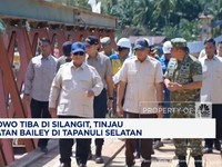 Video: Prabowo Tiba di Silangit, Tinjau Jembatan Bailey Tapsel