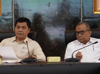 Wamenaker & Wamensesneg Bertemu Buruh di Istana, Ini yang Dibahas