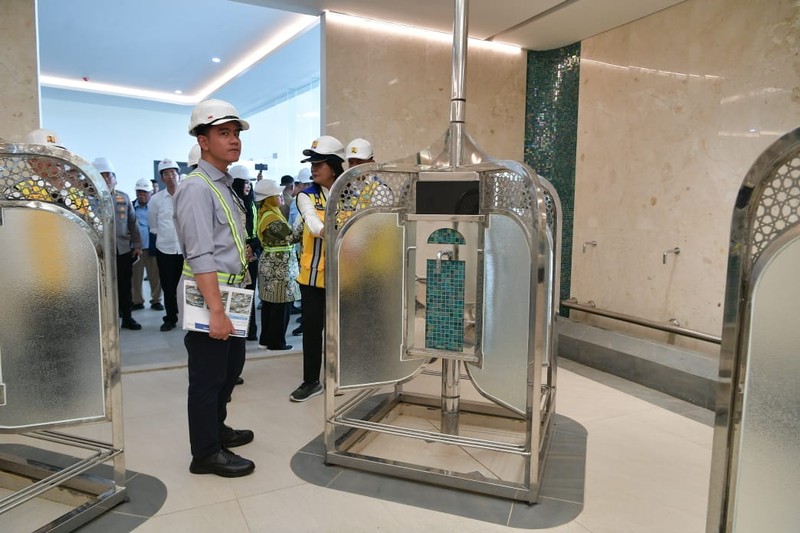 Wakil Presiden RI, Gibran Rakabuming Raka Meninjau Pembangunan Masjid Nusantara di IKN. (Dok: Setwapres)
