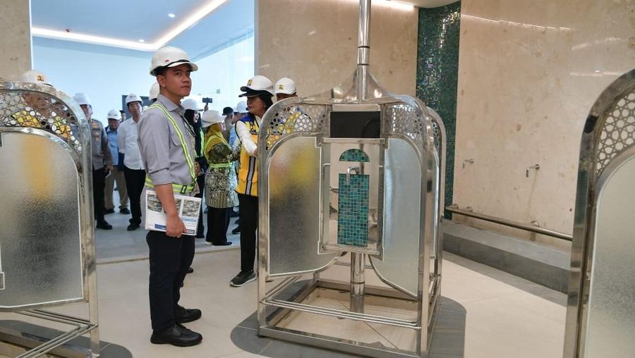 Wakil Presiden RI, Gibran Rakabuming Raka Meninjau Pembangunan Masjid Nusantara di IKN. (Dok: Setwapres)