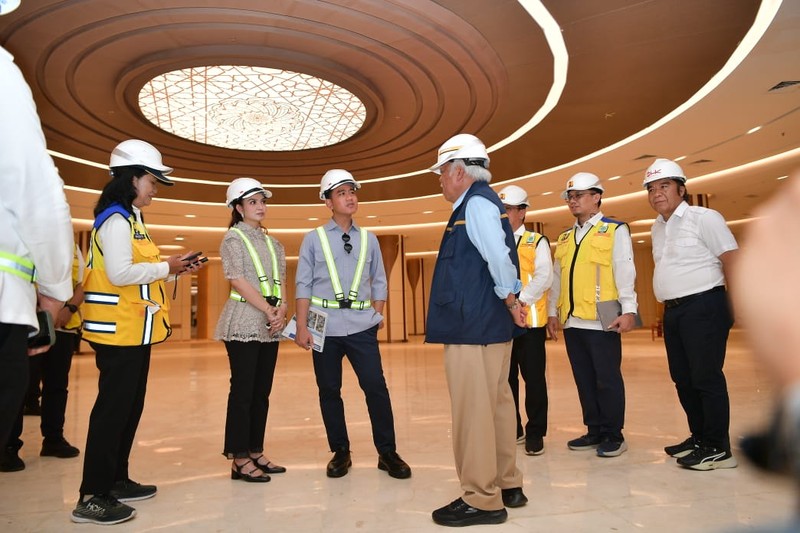 Wakil Presiden RI, Gibran Rakabuming Raka Meninjau Pembangunan Masjid Nusantara di IKN. (Dok: Setwapres)