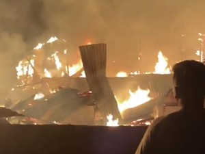 2 Rumah di Taput Terbakar saat Masak Kolang-Kaling, Lansia Tewas