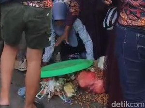 Valen Belum Tiba di Pamekasan, Penonton Membludak hingga Terjatuh