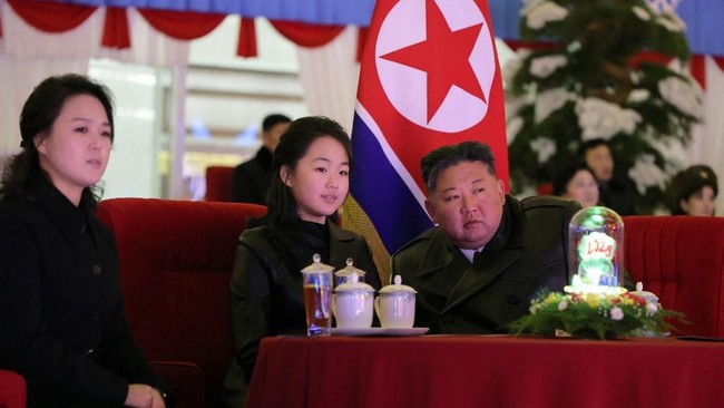 Bakal Gantikan Ayahnya Pimpin Korut, Ini Sosok Putri Kim Jong Un