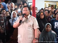 Tahun Baruan di Lokasi Bencana Sumatra, Prabowo Beri Pesan Menyentuh