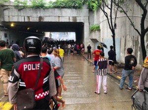 Tahun Baru Tabiat Lama: Tawuran Lagi-lagi Pecah di Kolong Manggarai