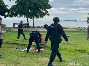 Ransel Misterius di Tugu Tunas Kelapa Parepare Ternyata Berisi Kaus-Gunting