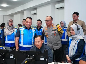 Monitoring Arus Balik di Jatiasih, Wakapolri Pastikan Nataru Aman Kondusif