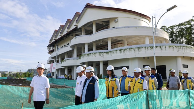 Wakil Presiden Republik Indonesia (Wapres) Gibran Rakabuming, menutup Tahun 2025 dengan melanjutkan kunjungan kerja hari kedua di Ibu Kota Nusantara (IKN), Rabu (31/12/2025). (Humas Otorita IKN)