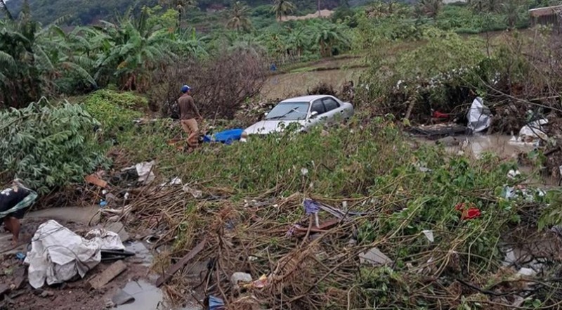 Banjir di jalan lingkar selatan Cilegon, Banten (Foto: dok. Istimewa via Detikcom)