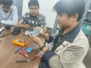 Kreatif! Mahasiswa ITS Buat Alat Deteksi Dini TBC Lewat Suara Batuk