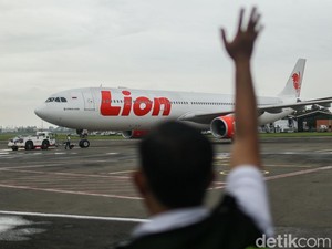 Terpopuler: Penerbangan Gratis 1.138 Praja IPDN Bantu Korban Bencana Sumatera