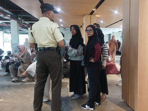 Kalah War Tiket, Yaya Gagal Bawa Keponakan dari Cirebon ke Planetarium