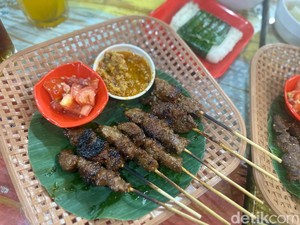 Sate Maranggi Viral di Depok hingga Makanan Bikin Panjang Umur