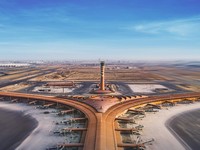 Bandara Jeddah Super Sibuk, Kirim Hampir 10 Juta Kontainer Air Zamzam