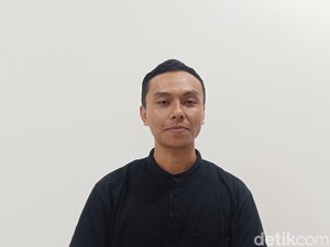 Sosok Holis, Tukang Telur yang Diintimidasi gegara Kritik Jalan Butut