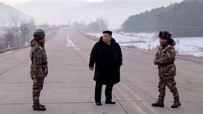 Elon Musk Ramal Masa Depan Korea Selatan Dikuasai Kim Jong Un