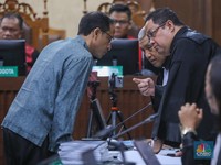 Asing Sorot Kasus Korupsi Nadiem Rugikan Negara Rp 2,1 Triliun