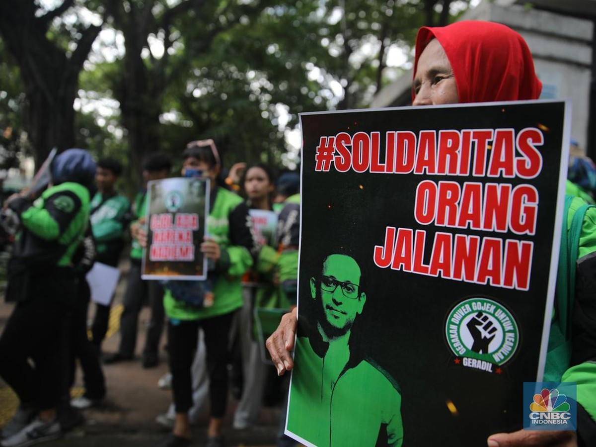 Pengendara Ojol Bersuara: Dukung Nadiem Makarim di Sidang Tipikor