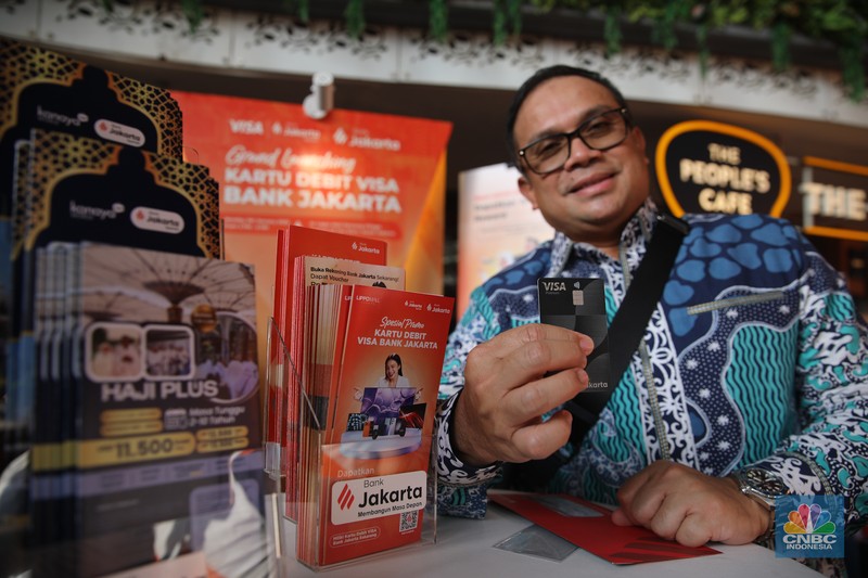 Grand Launching Kartu Debit Visa Bank Jakarta di Lippo Mall Kemang, Jakarta, Senin (5/1/2025). (CNBC Indonesia/Faisal Rahman)