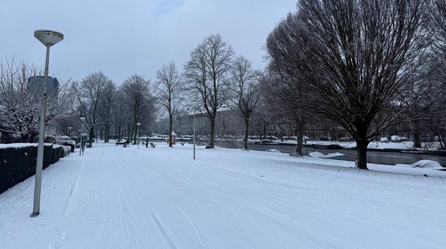 Belanda Membeku, 500 Penerbangan Batal-Perjalanan Kereta Ditunda