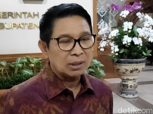 Bupati Badung Alihkan WFH Jumat untuk Agenda Korve Bersih-bersih Sampah