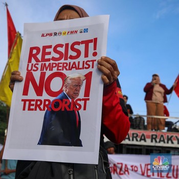 Demonstran 'Kepung' Kedubes AS Jakarta, Protes Penangkapan Maduro