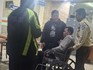 Pemobil Lawan Arah di Bekasi, Ditegur Malah Kabur hingga Seret Motor