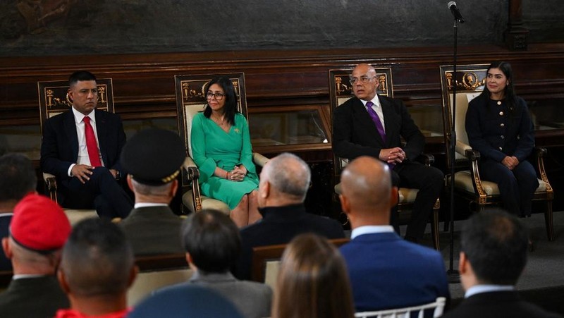 Wakil Presiden Venezuela Delcy Rodriguez resmi dilantik menjadi presiden usai Nicolas Maduro diculik pasukan Amerika Serikat pada akhir pekan lalu, Senin (5/1/2026). (AFP/MARCELO GARCIA)