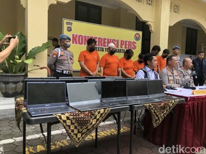 Awal Mula Terbongkarnya Markas Love Scam Internasional di Sleman
