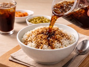 Viral Menu Nyeleneh Bapmericano Nasi Campur Kopi, Dokter Gizi Wanti-wanti Efeknya