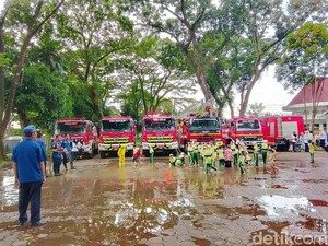 Tak Sekadar Padamkan Api, Damkar Palembang 24 Jam Layani Penyelamatan